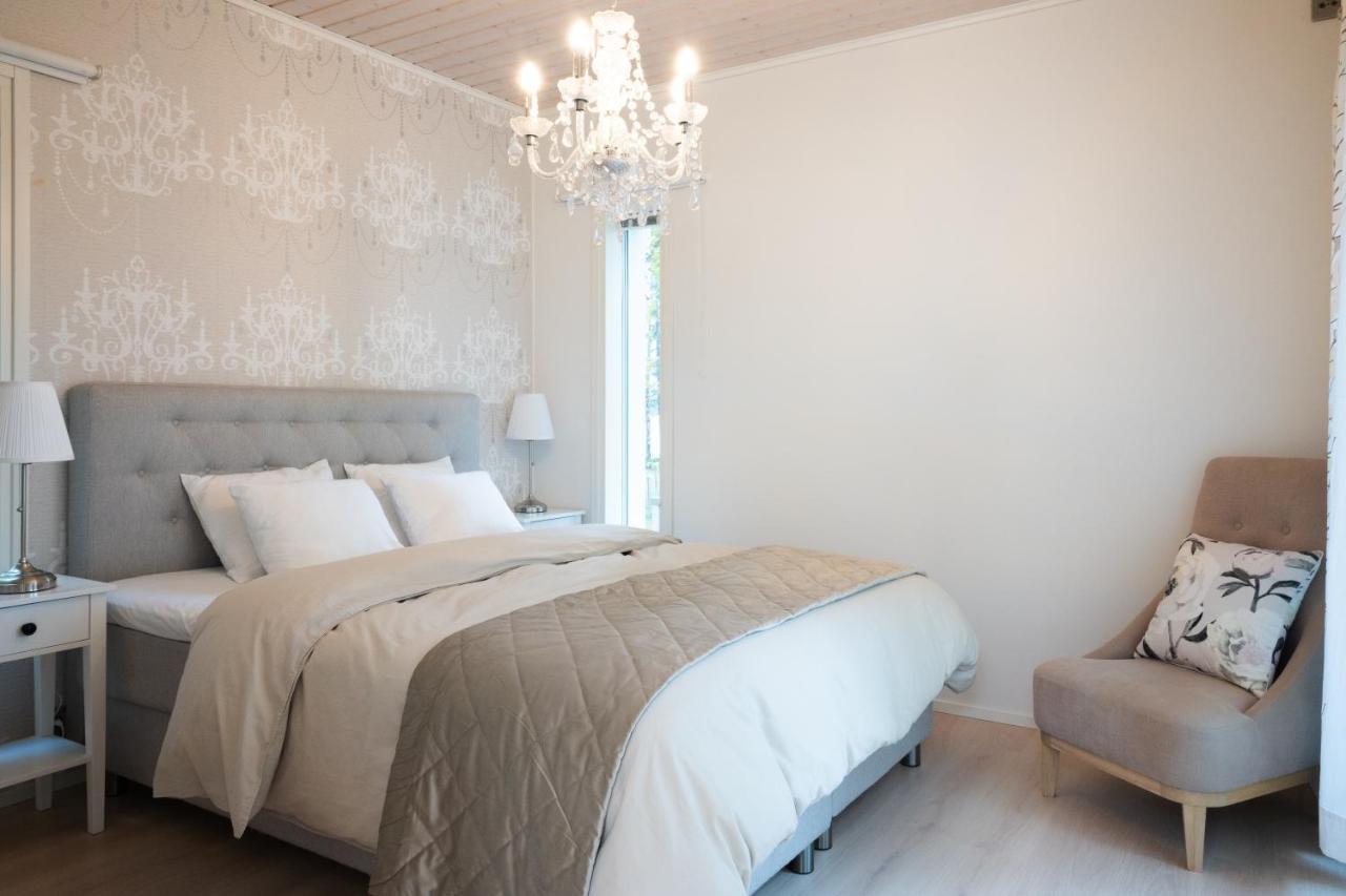 Luxurious Villa Kinos With Jacuzzi 로바니에미 외부 사진