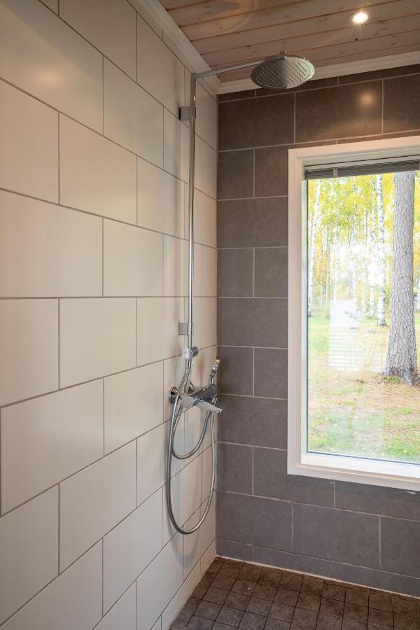 Luxurious Villa Kinos With Jacuzzi 로바니에미 외부 사진