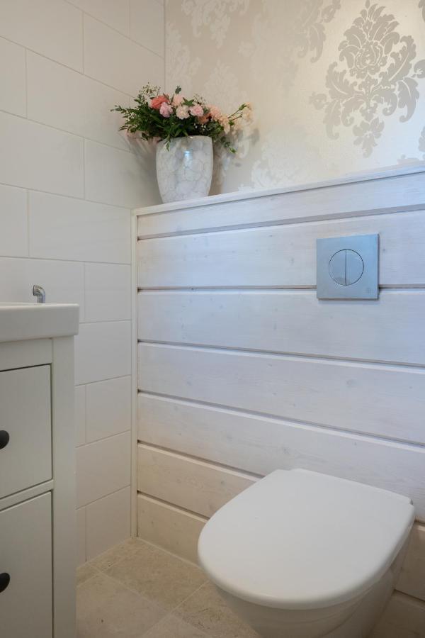 Luxurious Villa Kinos With Jacuzzi 로바니에미 외부 사진