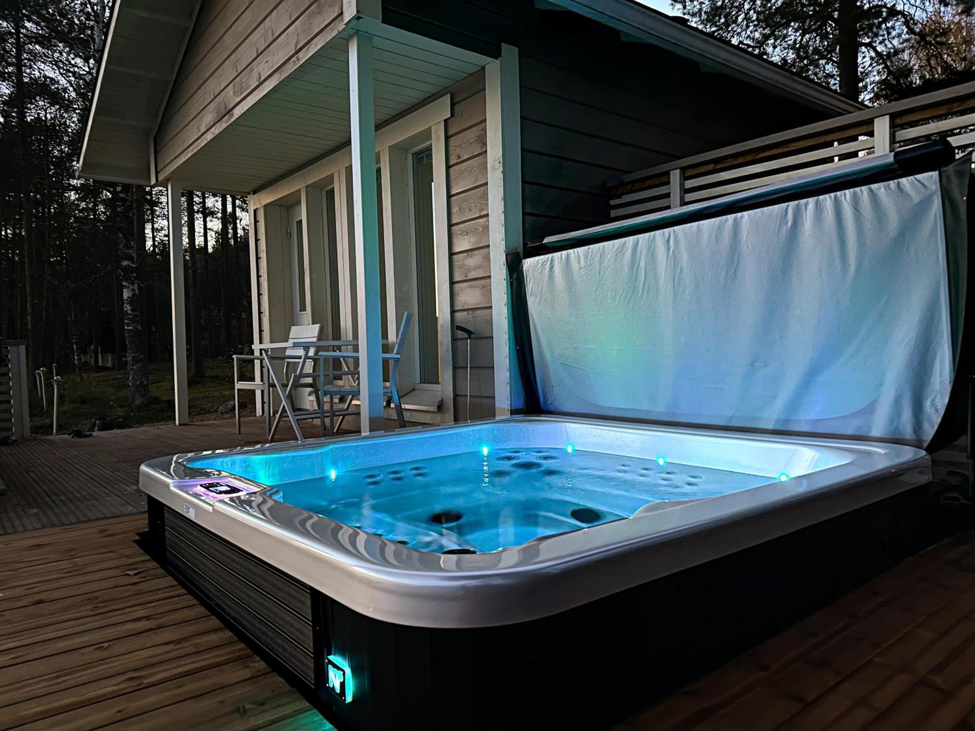 Luxurious Villa Kinos With Jacuzzi 로바니에미 외부 사진